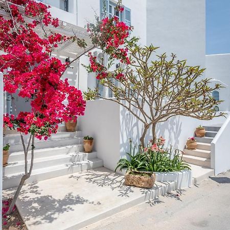 آداماس Anita Rooms & Suites Milos المظهر الخارجي الصورة