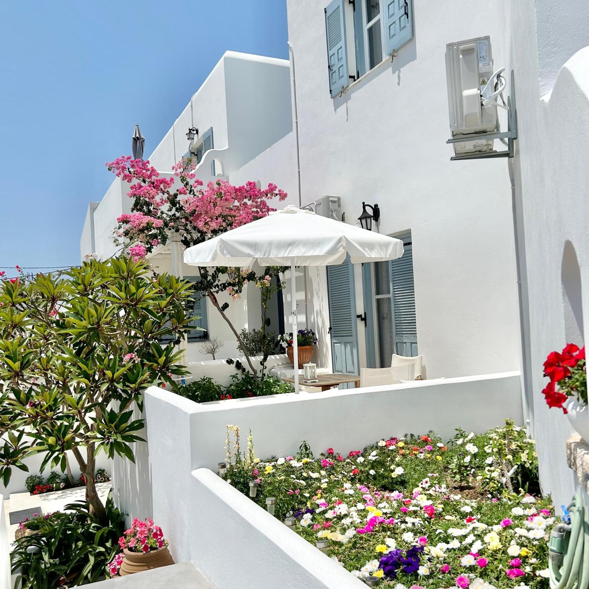 آداماس Anita Rooms & Suites Milos المظهر الخارجي الصورة
