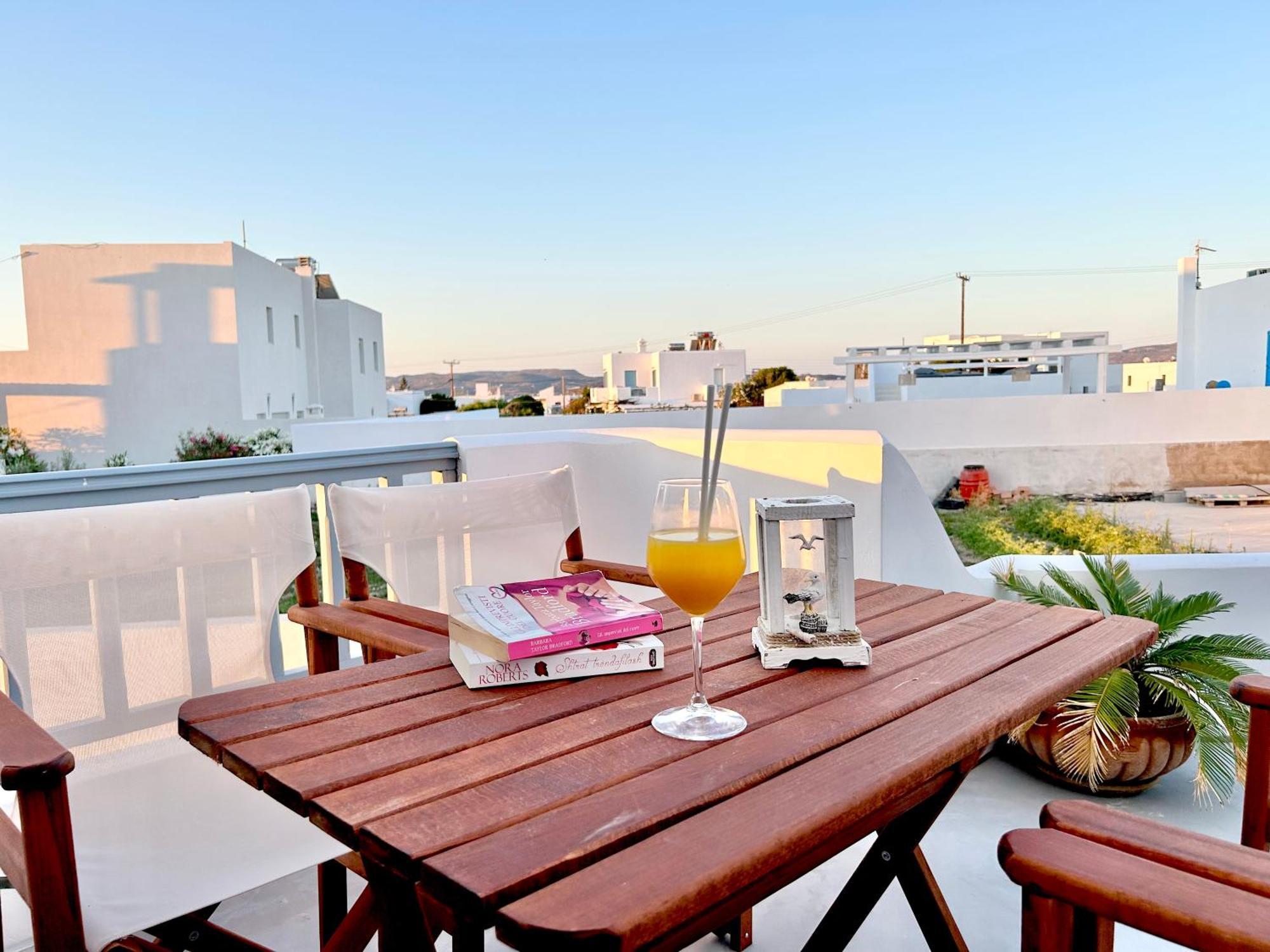 آداماس Anita Rooms & Suites Milos المظهر الخارجي الصورة