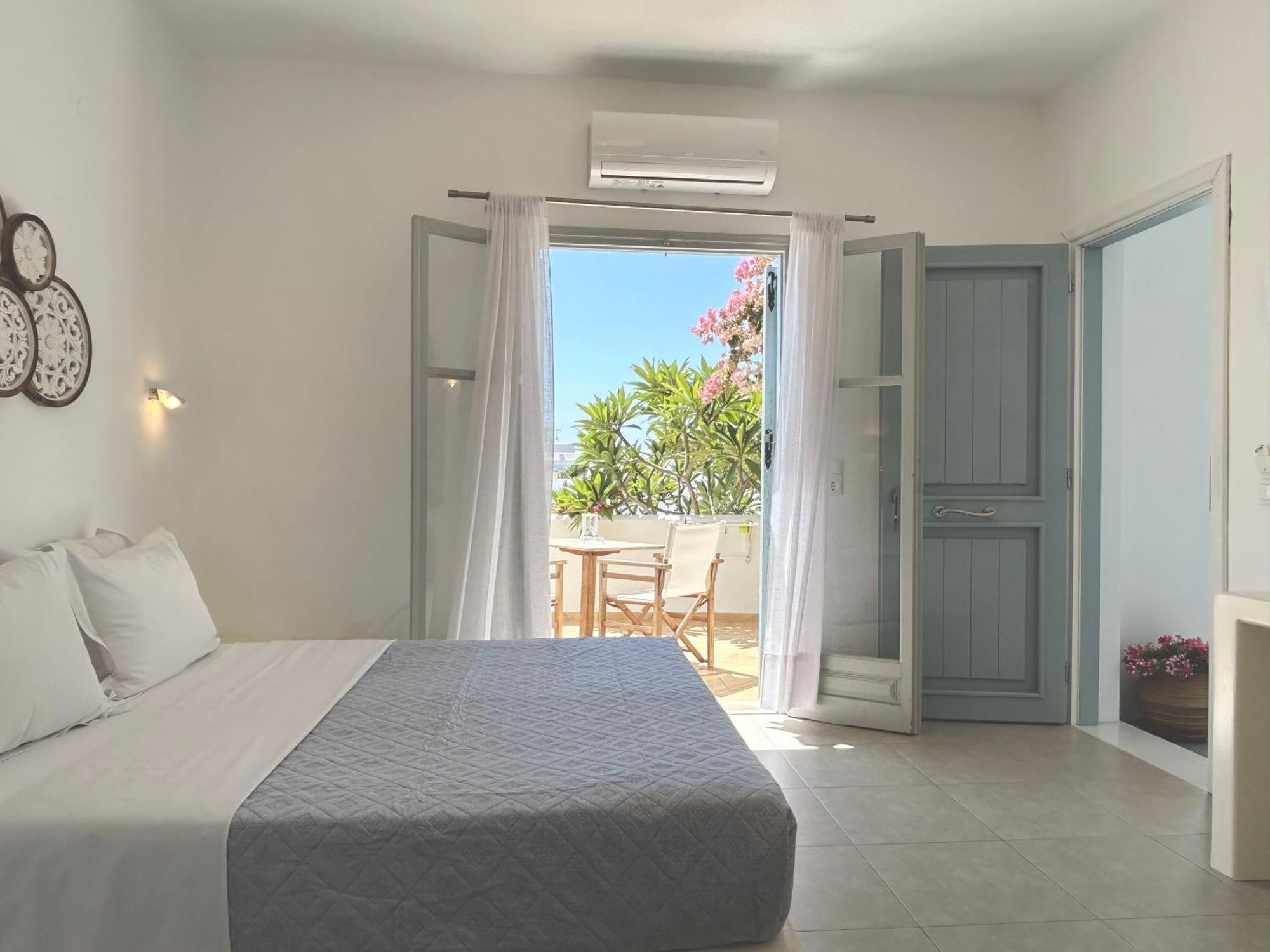 آداماس Anita Rooms & Suites Milos المظهر الخارجي الصورة