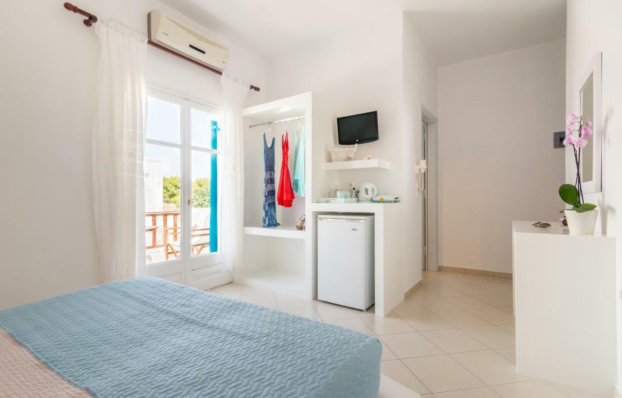 آداماس Anita Rooms & Suites Milos المظهر الخارجي الصورة